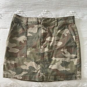 Aeropostale camo short skirt